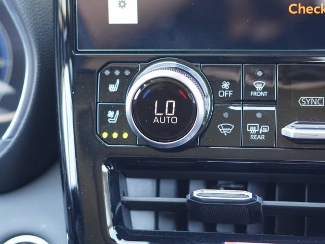 Certified 2026 Toyota Highlander Platinum AWD/4WD image 35