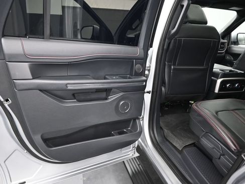 Certified 2022 Ford Expedition Max Limited AWD/4WD image 12