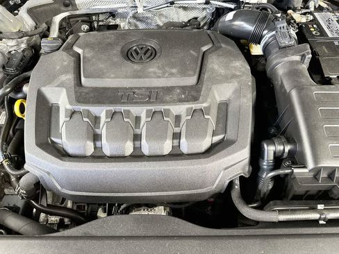 Used 2023 Volkswagen Tiguan SE R-Line AWD/4WD image 8