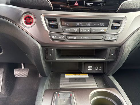 Used 2023 Honda Passport EX-L image 21