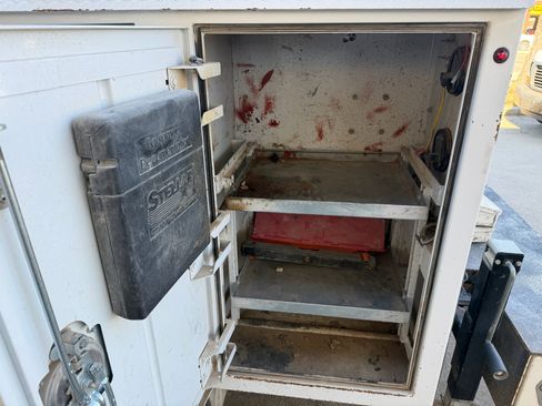 Used 2018 Ford F350 XL w/ Power Equipment Group image 41