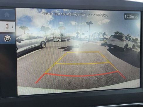 Certified 2025 Hyundai Elantra SE image 13