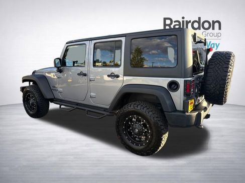Used 2013 Jeep Wrangler Unlimited Sport AWD/4WD image 5