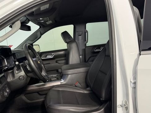 Used 2023 Chevrolet Silverado 1500 LTZ image 21