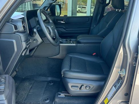 Used 2024 Toyota Land Cruiser image 9