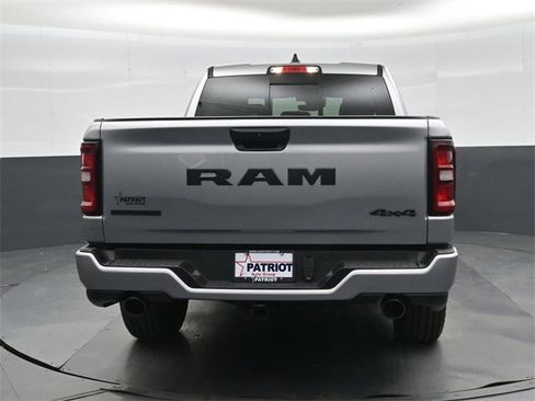 New 2026 RAM 1500 4x4 Crew Cab image 5