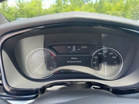 Certified 2025 Cadillac XT6 Luxury FWD image 9