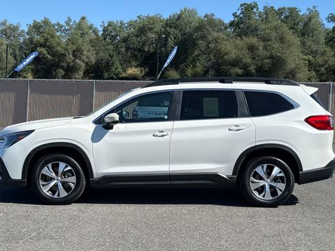Used 2025 Subaru Ascent Premium AWD/4WD image 6