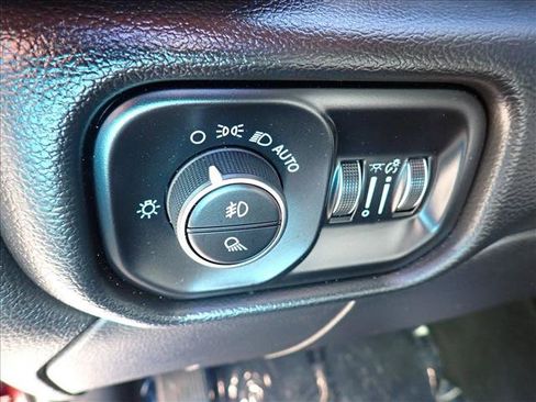 Used 2019 RAM 2500 Laramie AWD/4WD image 16