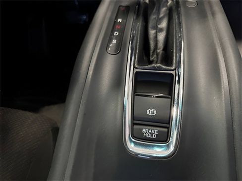 Used 2016 Honda HR-V EX image 18