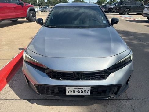 Used 2025 Honda Civic Sport image 2