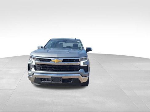 Used 2025 Chevrolet Silverado 1500 LT image 4
