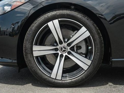 Certified 2025 Mercedes-Benz C 300 4MATIC Sedan image 17