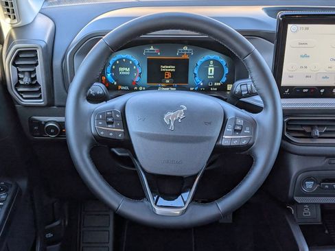 New 2025 Ford Bronco Sport Outer Banks w/ Outer Banks Tech Package+ image 9