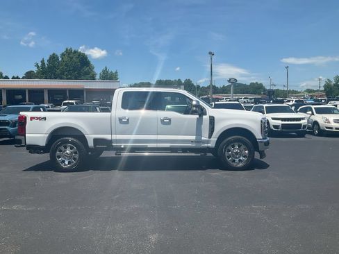 New 2026 Ford F250 Lariat w/ Chrome Package AWD/4WD image 4