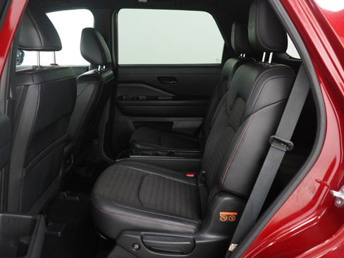 Used 2024 Nissan Pathfinder Rock Creek image 18