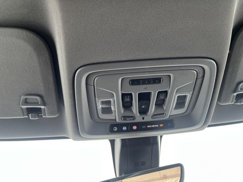 Used 2022 Chevrolet Silverado 3500 LTZ w/ LTZ Plus Package image 38