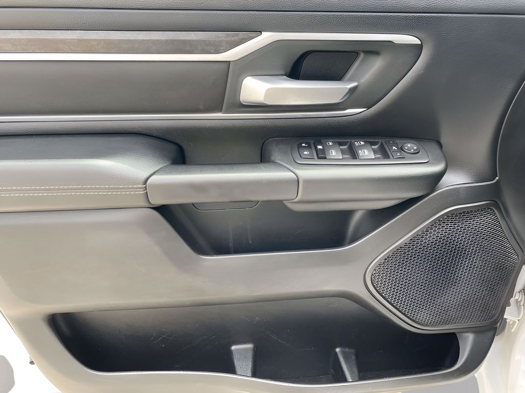Used 2023 RAM 1500 Big Horn AWD/4WD image 17