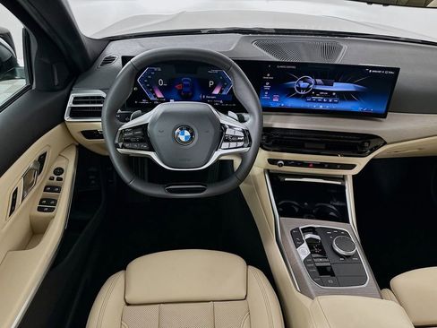 Used 2025 BMW 330i Sedan w/ Convenience Package RWD image 23