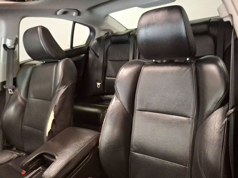 Used 2012 Acura TL w/ Technology Package FWD image 19