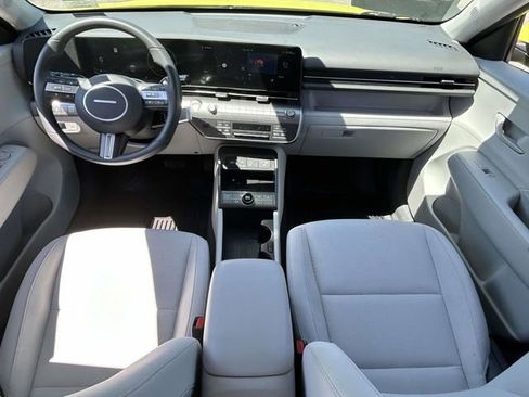 Used 2024 Hyundai Kona SEL w/ Convenience Package FWD image 9