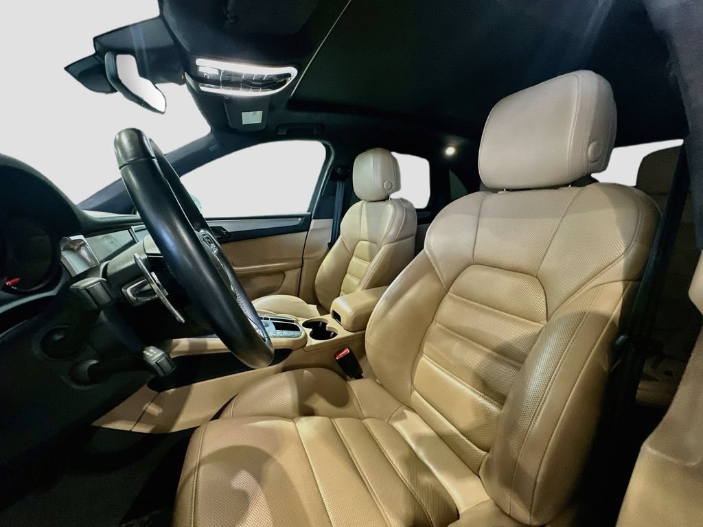 Used 2020 Porsche Macan Turbo w/ Premium Package Plus (PF3) AWD/4WD image 21