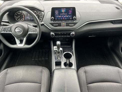 Used 2021 Nissan Altima 2.5 SV image 15
