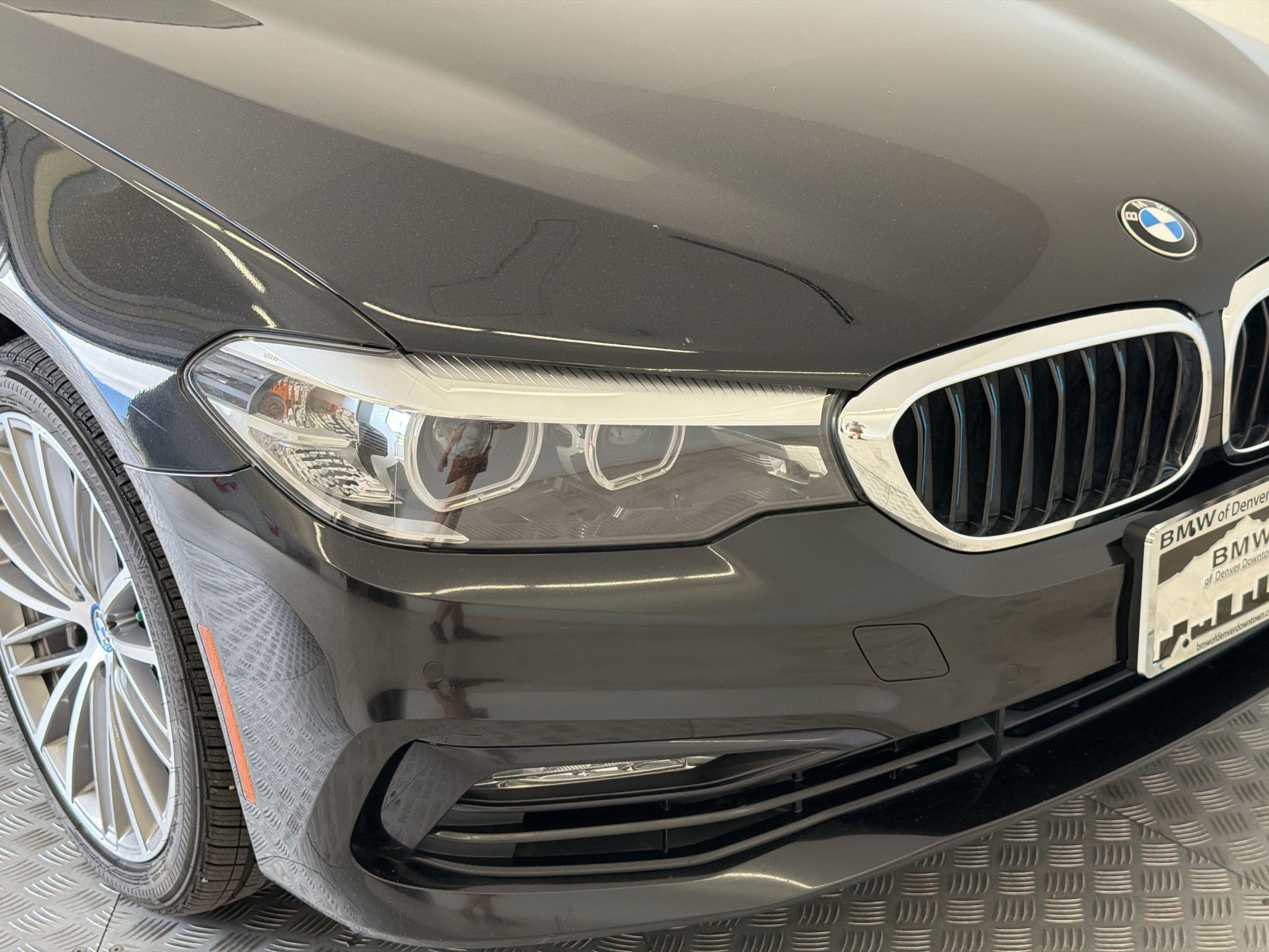 Used 2018 BMW 530e xDrive AWD/4WD image 12