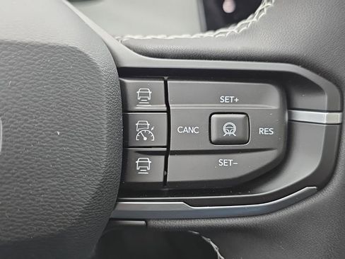 New 2026 Jeep Cherokee Limited image 23