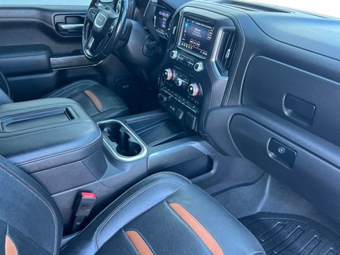 Used 2019 GMC Sierra 1500 AT4 w/ AT4 Premium Package AWD/4WD image 12