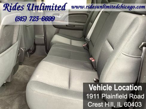 Used 2013 Chevrolet Avalanche LS image 26