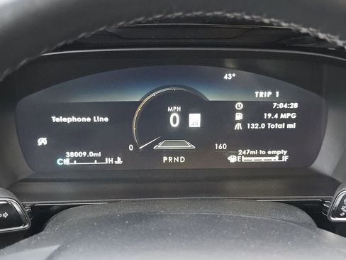 Used 2021 Lincoln Corsair Reserve w/ Equipment Group 201A image 24