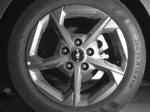 Used 2025 Kia K4 LXS image 14