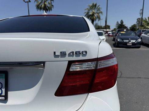 Used 2007 Lexus LS 460 RWD image 26
