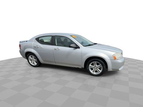 Used 2008 Dodge Avenger SXT w/ Sport Appearance Group FWD image 2