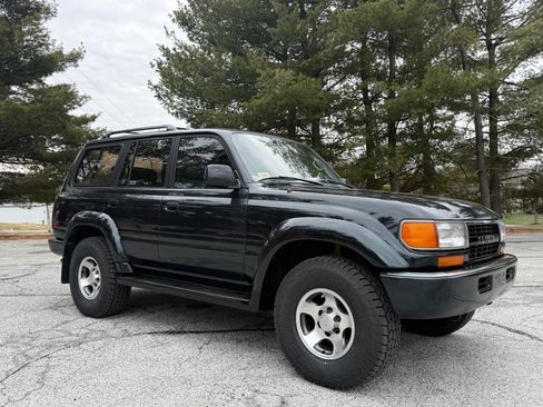 Used 1993 Toyota Land Cruiser Base AWD 4dr SUV image 5