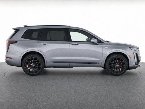 Certified 2023 Cadillac XT6 Sport w/ LPO, ONYX Package AWD/4WD image 8