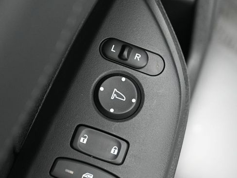 Used 2019 Honda Civic EX-L image 12