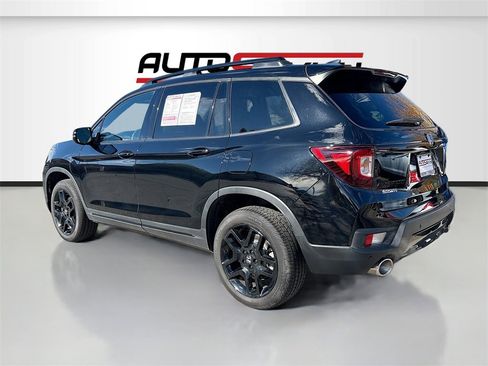 Used 2024 Honda Passport Black Edition image 5