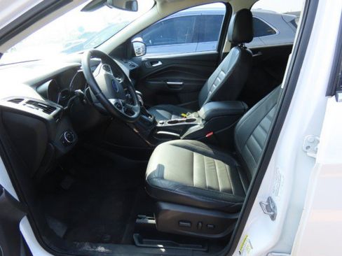 Used 2015 Ford Escape Titanium image 21