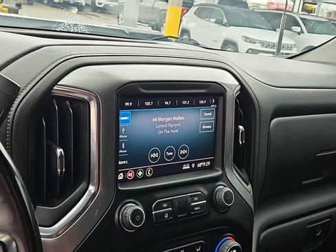 Used 2023 Chevrolet Silverado 2500 LT AWD/4WD image 24