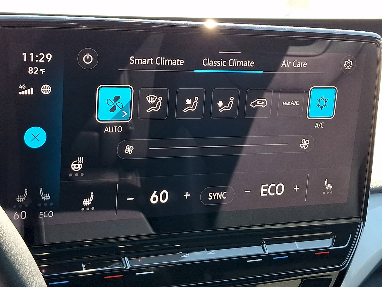 Used 2023 Volkswagen ID.4 Pro S RWD image 16
