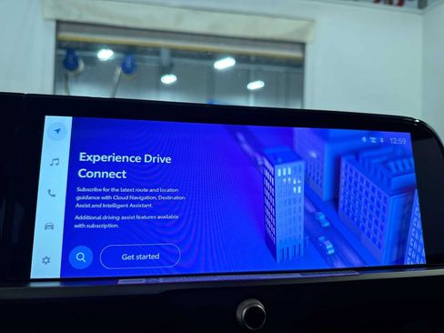 New 2026 Toyota Crown Platinum image 25