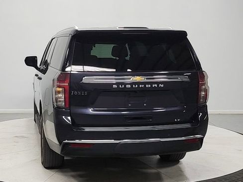 Used 2024 Chevrolet Suburban LT AWD/4WD image 6