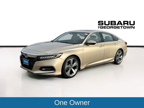 Used 2018 Honda Accord Touring image 3