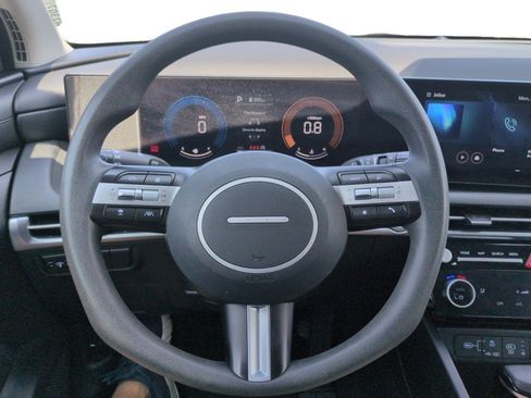 Used 2025 Hyundai Tucson SEL FWD image 16