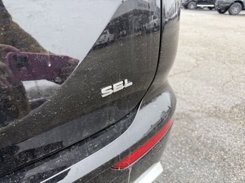 Used 2024 Mitsubishi Outlander SEL image 11