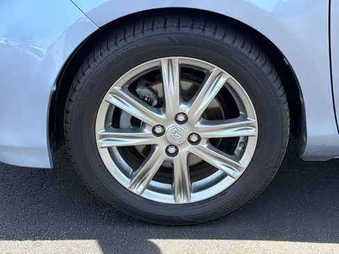 Used 2014 Toyota Yaris SE FWD image 9