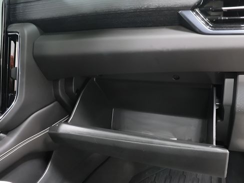 Used 2025 GMC Yukon AT4 Ultimate w/ LPO, Floor Liner Package AWD/4WD image 32