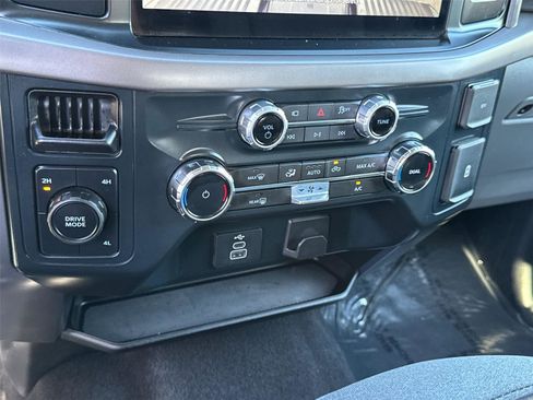 Used 2025 Ford F150 XLT w/ Equipment Group 301A Standard image 31